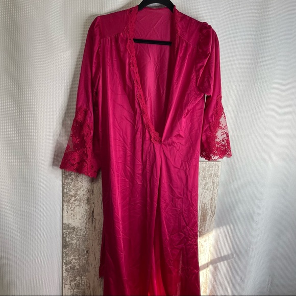 Vintage Lorraine Lace Robe Size Small - Picture 2 of 10